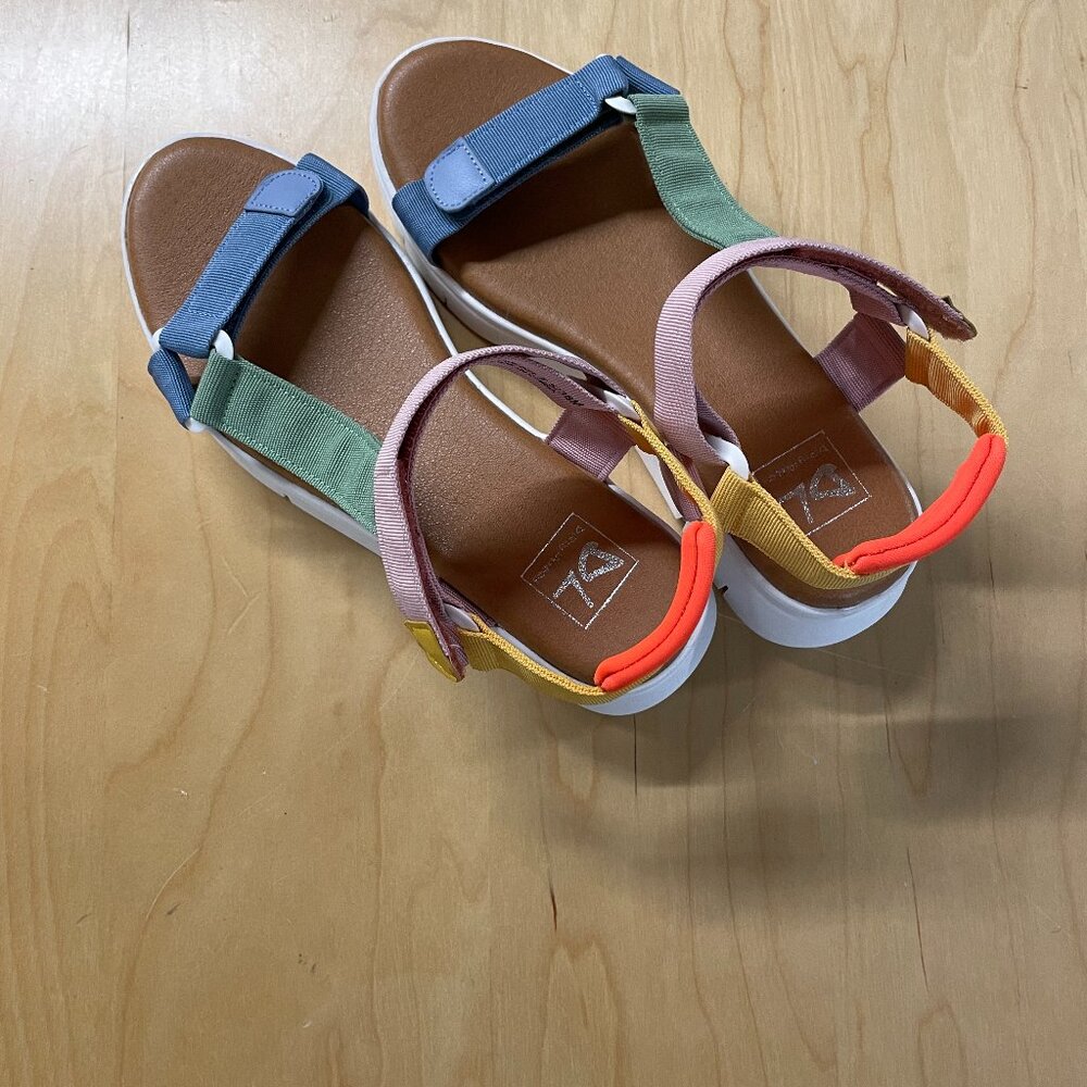 Size 7.5 Women's Dirty Rainbow Multi Colored Laundry Wedge Sandals